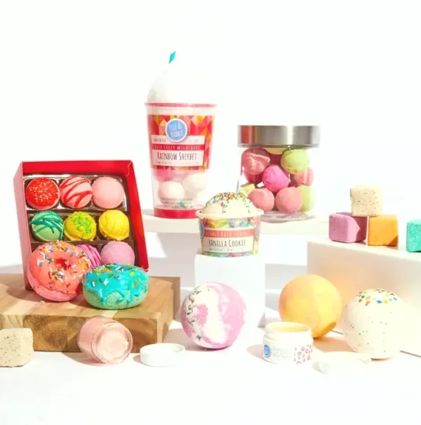 Fizz & Bubble Premium Lip Exfoliator (Birthday Cake)